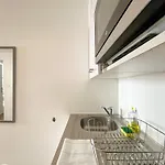 148 - Urban In *