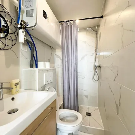 148 - Urban In Apartment *