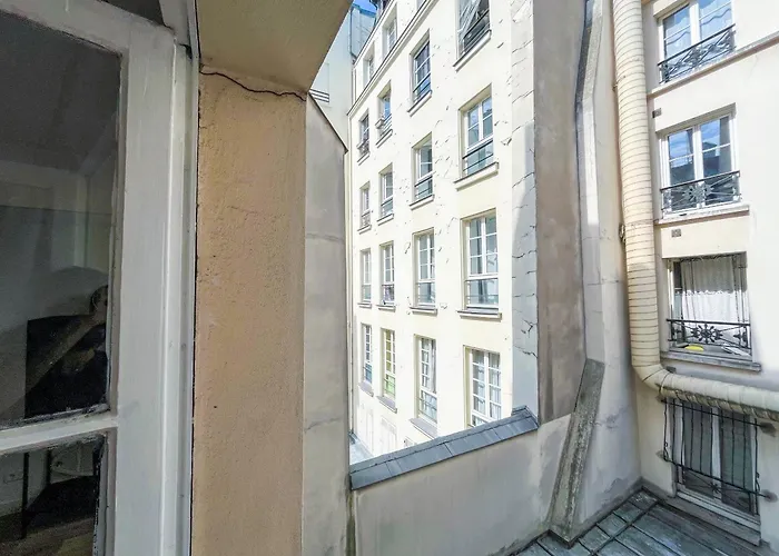 148 - Urban In Apartment *